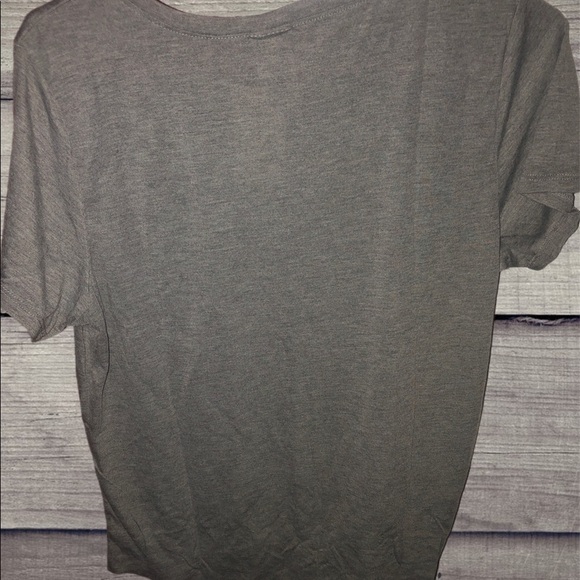 Modern Lux Knotted "Bride Tribe" Tee- NWT - Picture 5 of 5